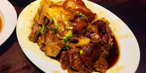 富霸王豬腳