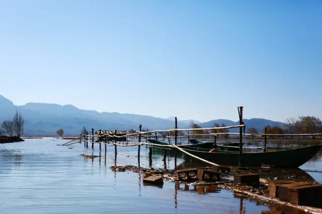 Yulong Rowing