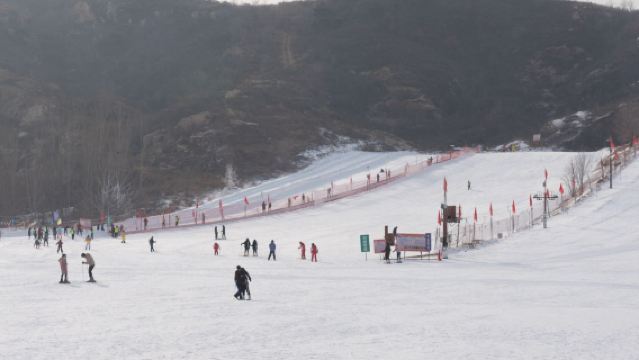 天津盤山滑雪場 包車一日遊│車型可選 10小時包車