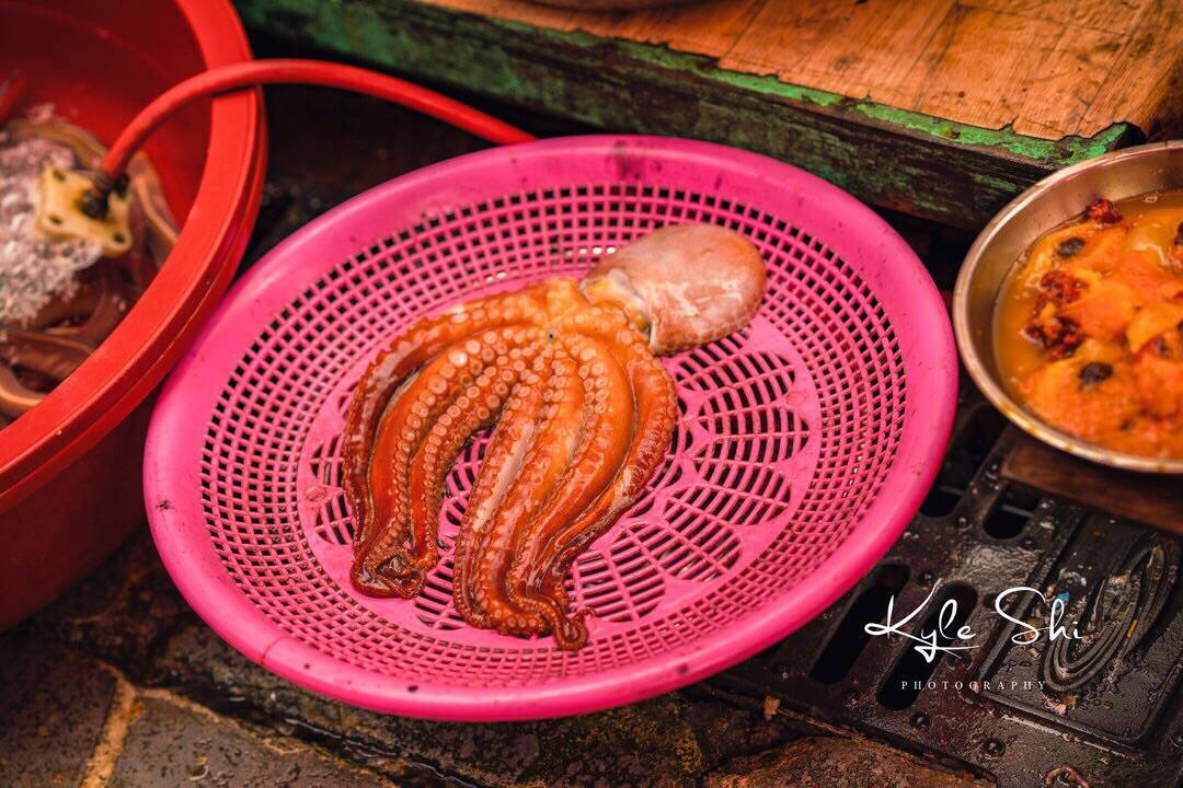 チャガルチ市場の活魚料理