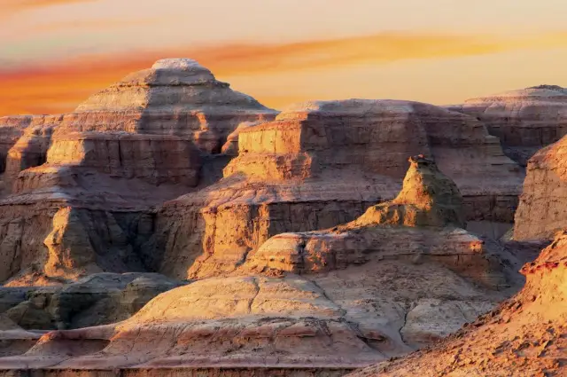 Sunset Sightseeing in Karamay