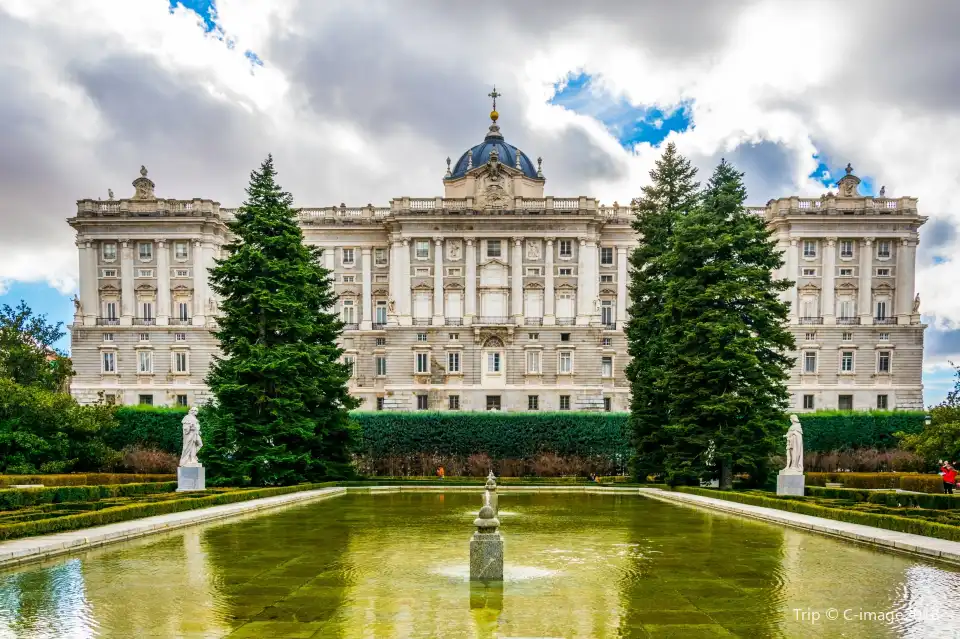 2_Royal Palace of Madrid