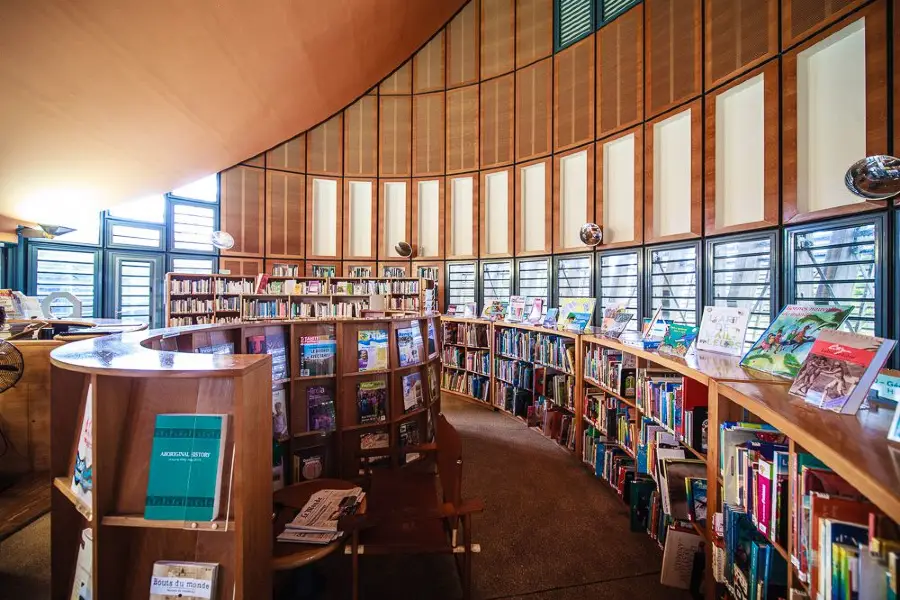 Saint-Genevieve Library