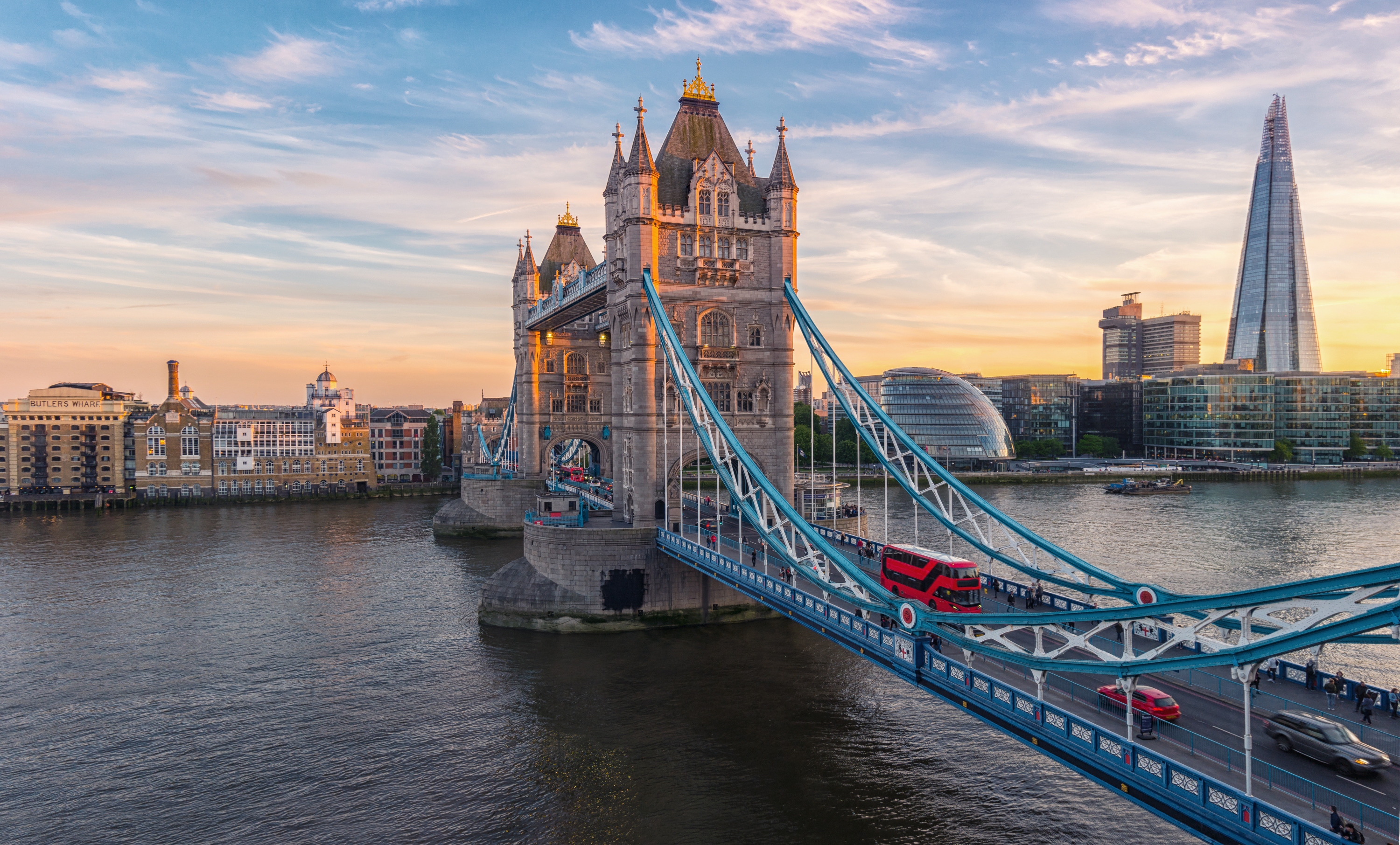 Hotels near Tower Bridge