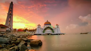 Masjid Selat Melaka