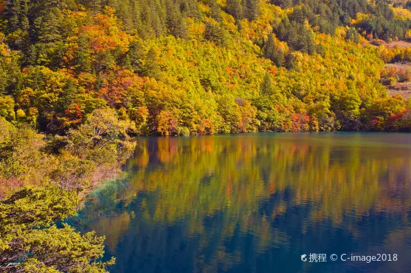 Ryanair flug Jiuzhaigou