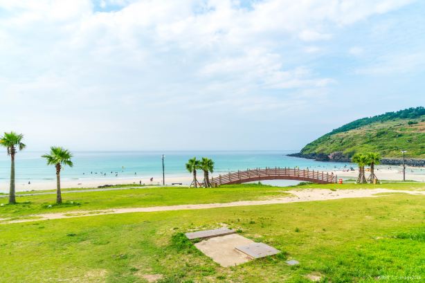 Hamdeok Beach