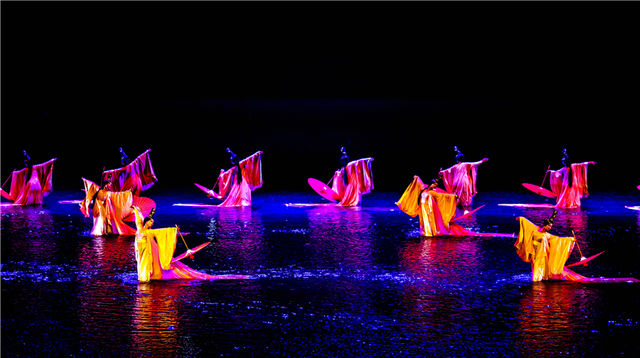 Return To The Three Gorges Live-Action Performance | White Emperor City Qutang Gorge Scenic Spot