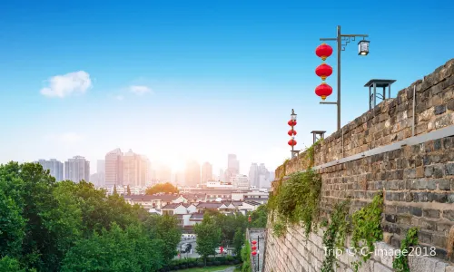 Zhonghua Gate