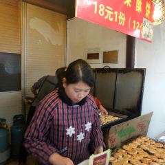 小萝栗 User Photo