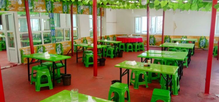 草上飞快餐烧烤广场