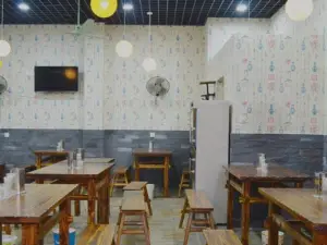 老廚麵館(華聯店)