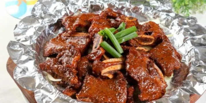 貢盼藏式茶餐廳