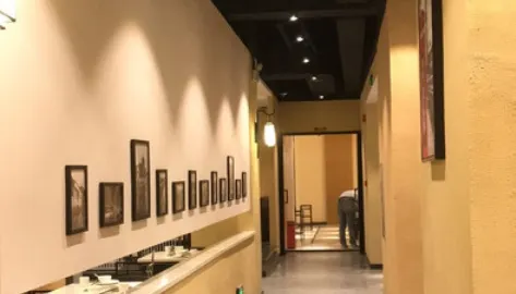 蜀中吴咪咪鱼养生板栗鸡 in Jiayuguan