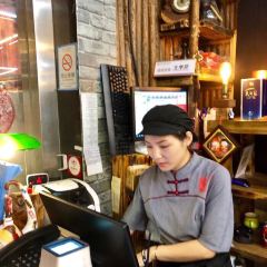 MINGUOHAIXIANJIAOZILOU User Photo