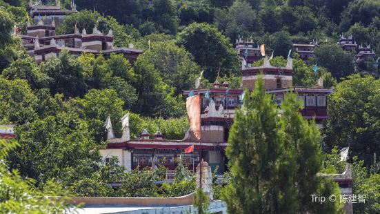 Jiaju Tibetan Village