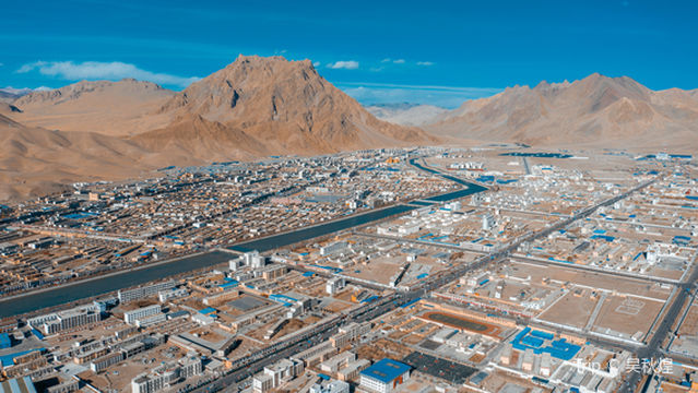 แม่น้ําสิงโตน้ําพุ