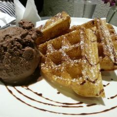 Lowell's Restaurant User Photo