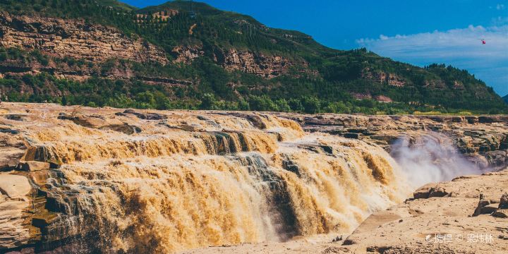 Hukou Waterfall tourist area of the Yellow River