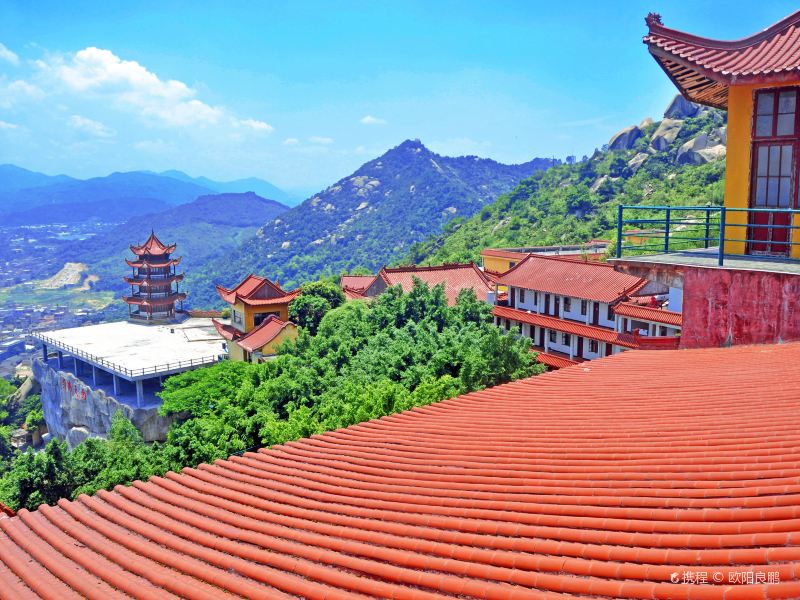 Ruizhuyan Temple