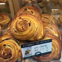 雪比尔面包房(洎阳中路店) User Photo