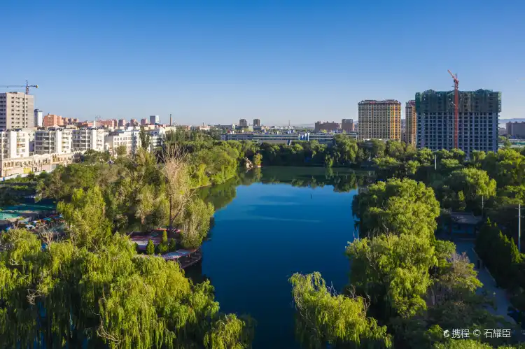 Hotels near Ganquan Park