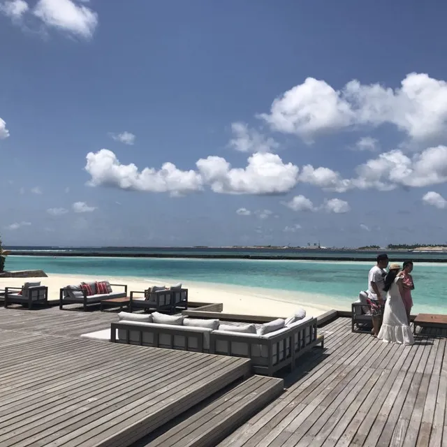 How Can You Take Advantage of Off-Peak Seasons? Low Prices and High Value!