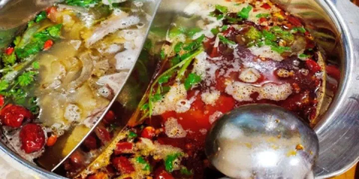 黃氏燙皮牛肉火鍋