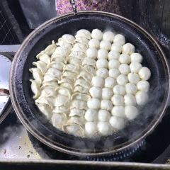 Xiao Yan Pan·FRIED BUNS User Photo