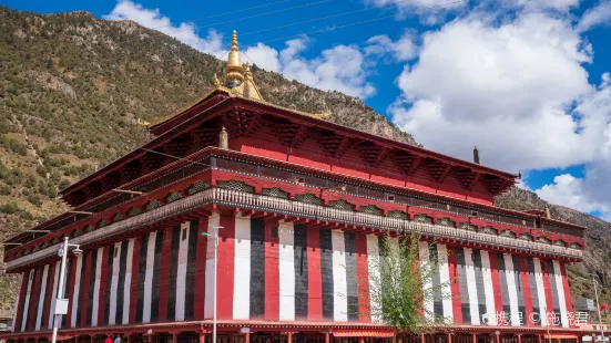 Leiwuqi Temple