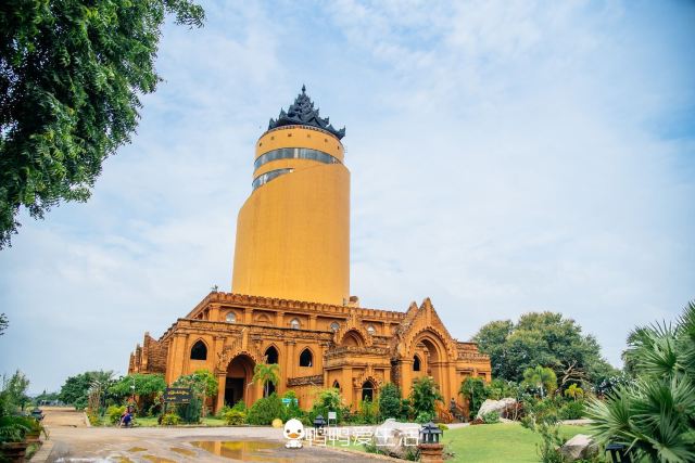 Bagan Nan Myint Tower