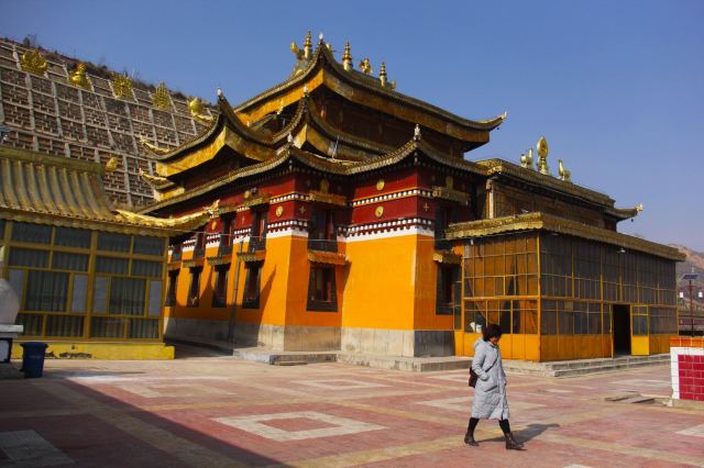 Longwu Temple