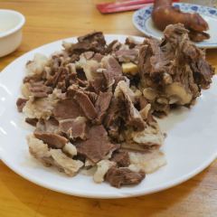 二平手把肉(盛鑫嘉园店) User Photo