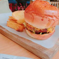 BLACKBIRD BAR, DINING & EVENTS ảnh của người dùng