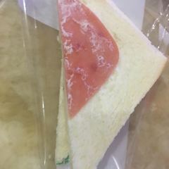 欢誉友谊西饼店(中园路分店) User Photo