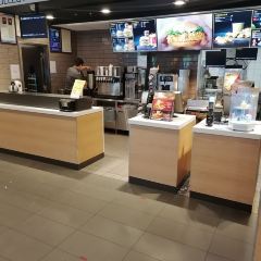 麦当劳(延安中际百货店) User Photo
