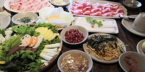 東巴人魚豆花火鍋