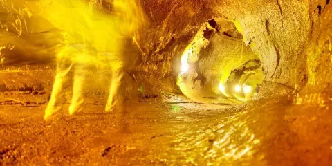 瑟斯頓熔岩通道