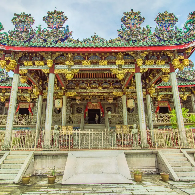 龍山堂邱公司