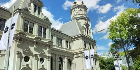 奧克蘭美術館