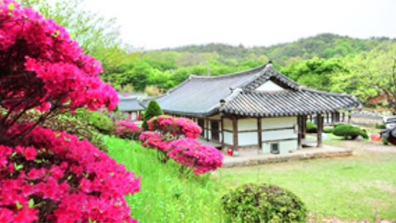 Wolbongseowon Confucian Academy