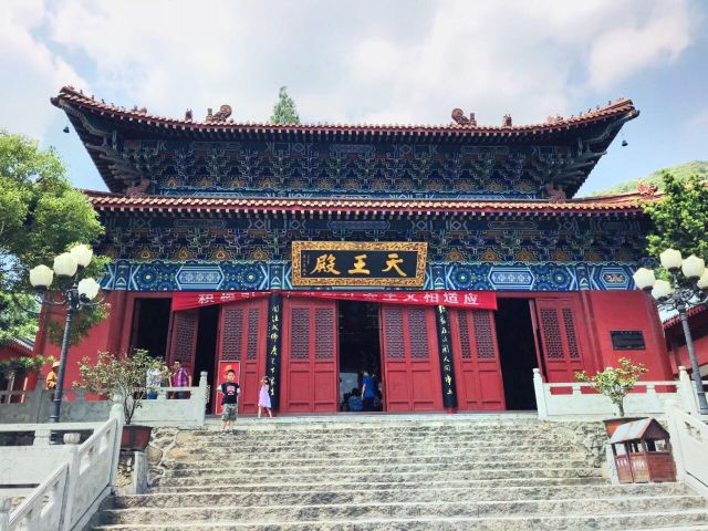 靈山