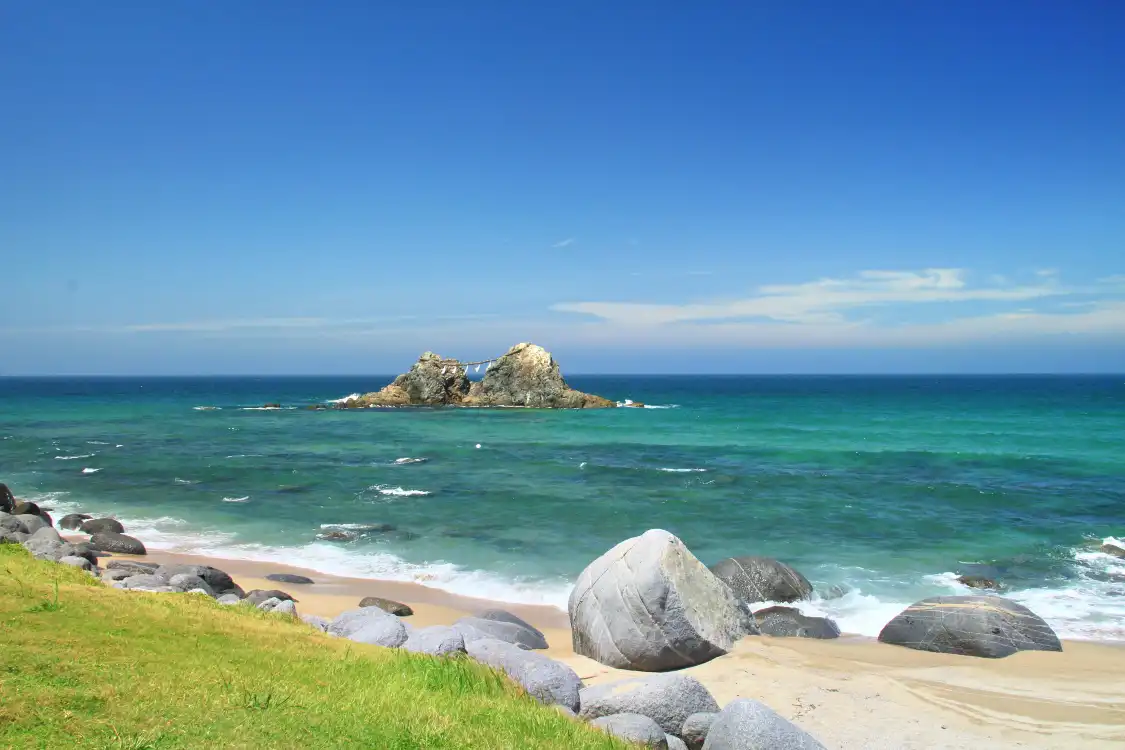 Hotels near Sakurai Futamigaura's Couple Stones