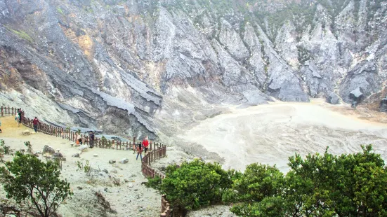 覆舟火山