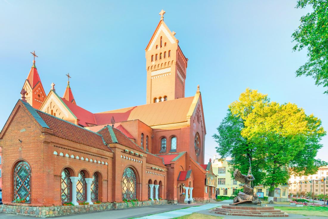 Church of Saints Simon and Helena