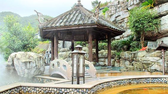 Yulongshan Dong Spring Resort