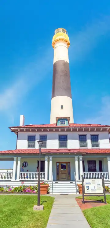 鄰近阿布西肯燈塔的酒店