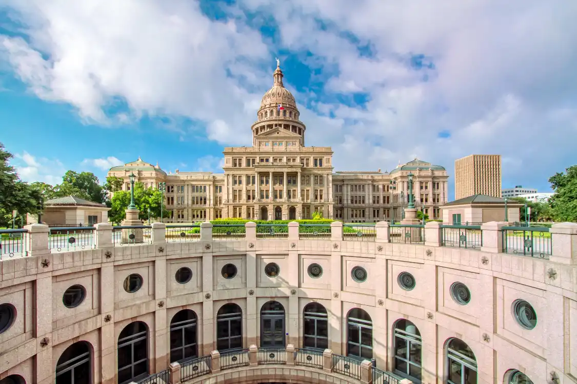 Hotels near Texas Capitol