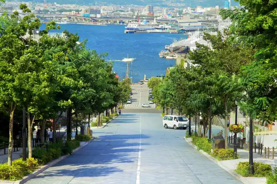 Hotels near Hachiman-Zaka Slope