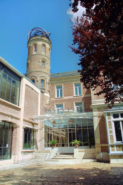 Jules Verne House